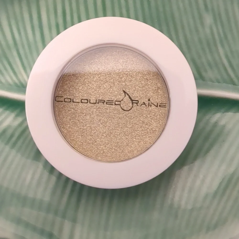 Coloured Raine Eyeshadow - Picture 3 of 3